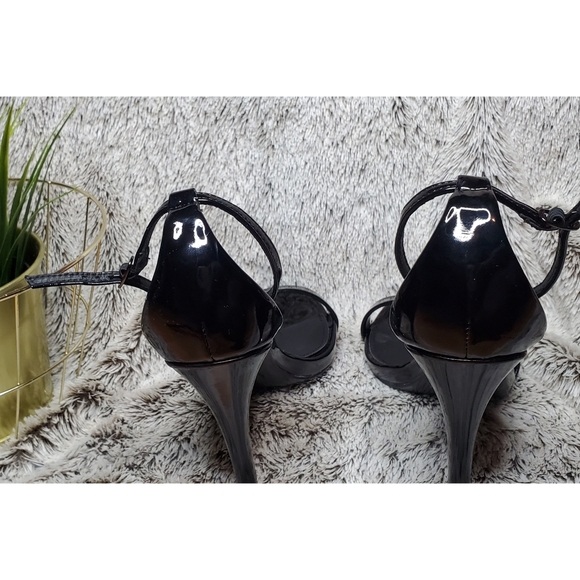 Steve Madden Stilettos - Picture 2 of 4